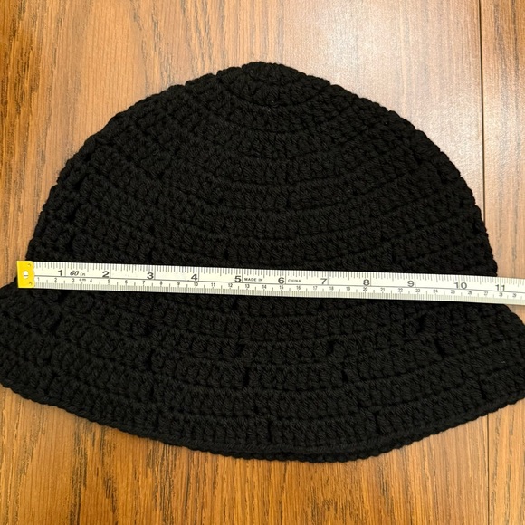 Black Crochet Beanie Hat - Picture 7 of 8